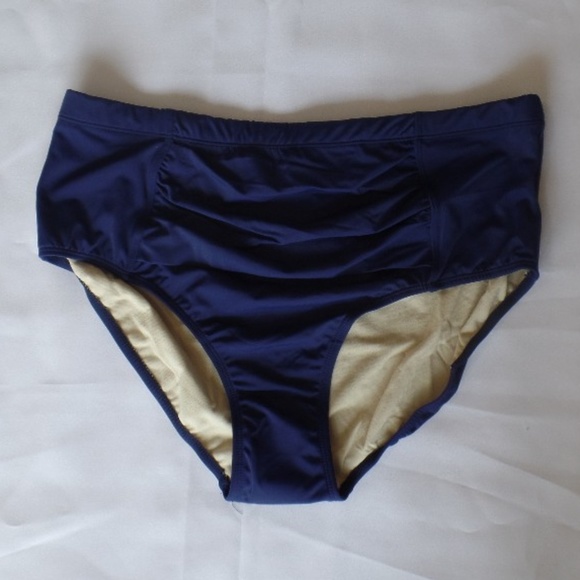 Size 20 Swimsuits For All Bikini Bottom - Picture 1 of 3